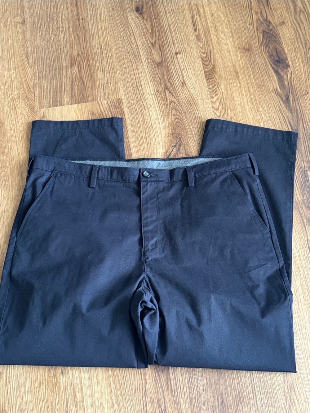 croft & barrow Black Straight-Leg Chinos 42x32 - Picture 5 of 6
